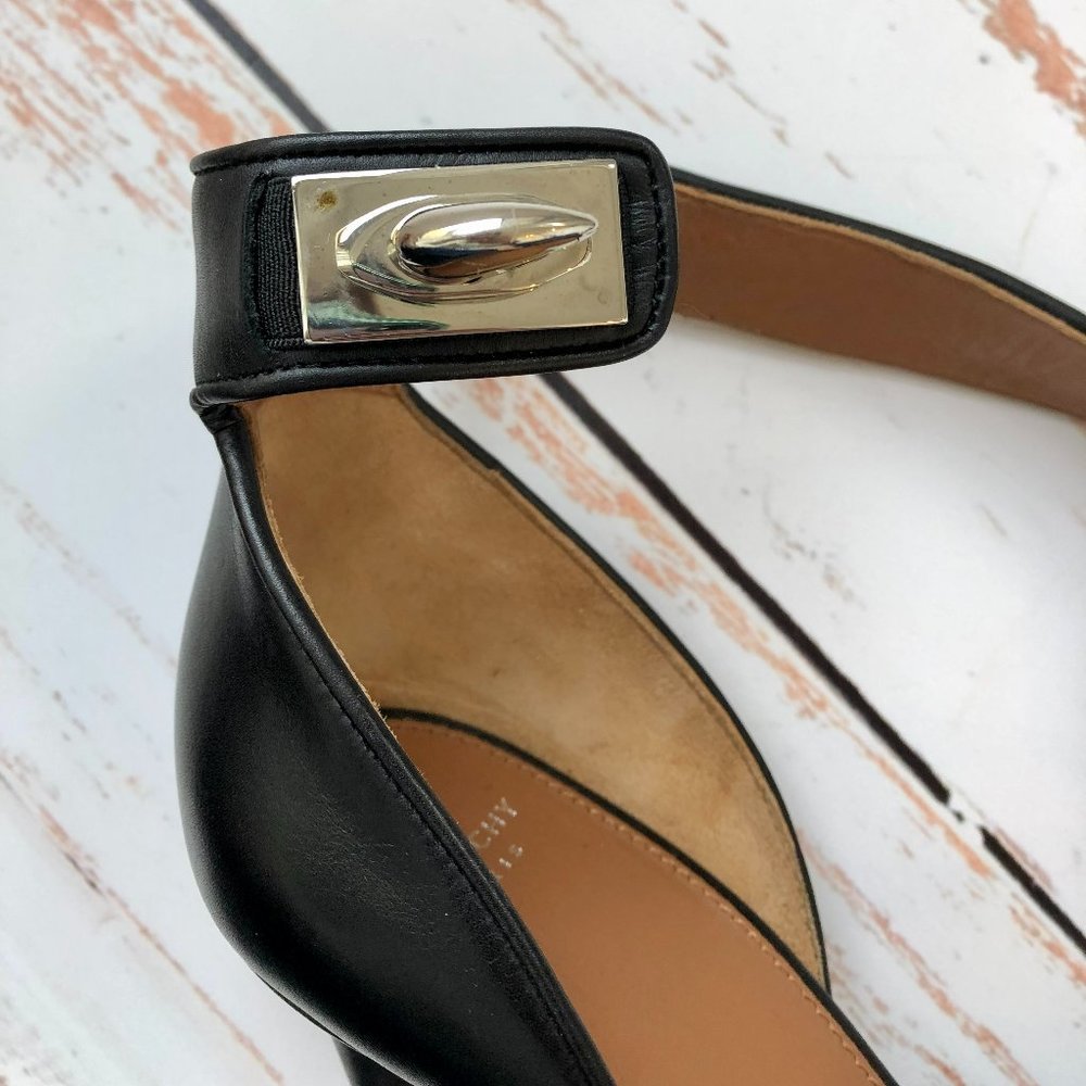 Givenchy Black Leather Lock Anke Strap Sandals Si… - image 5